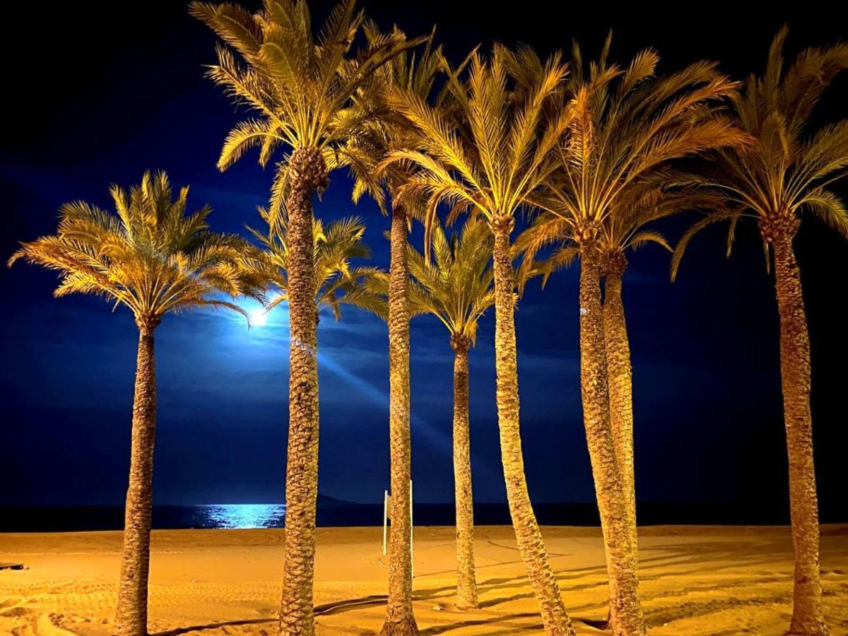 カーラ・デ・フィネストラット Casa Miramar Benidorm Skylineヴィラ エクステリア 写真