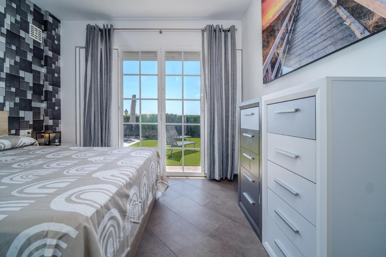 カーラ・デ・フィネストラット Casa Miramar Benidorm Skylineヴィラ エクステリア 写真