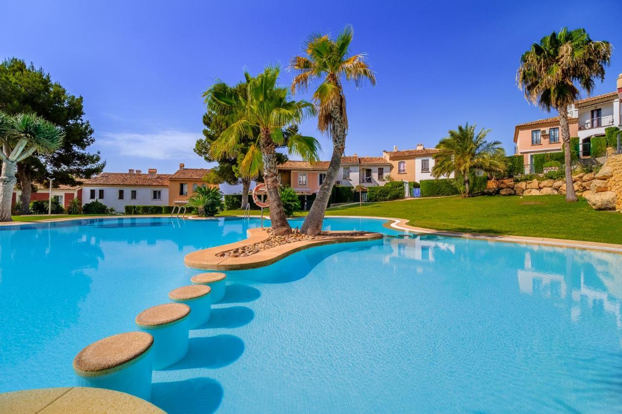 カーラ・デ・フィネストラット Casa Miramar Benidorm Skylineヴィラ エクステリア 写真